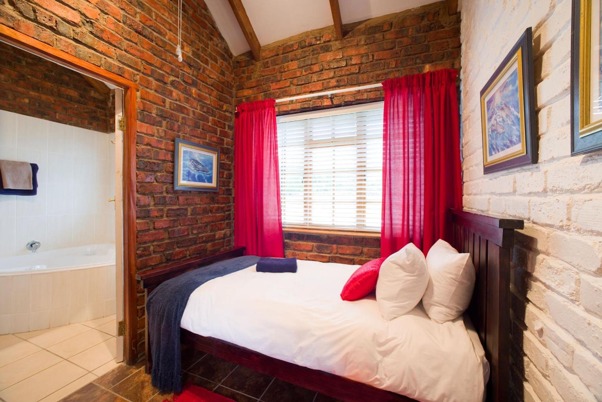 Swallows Nest Country Cottages Стормсривиер Стая снимка